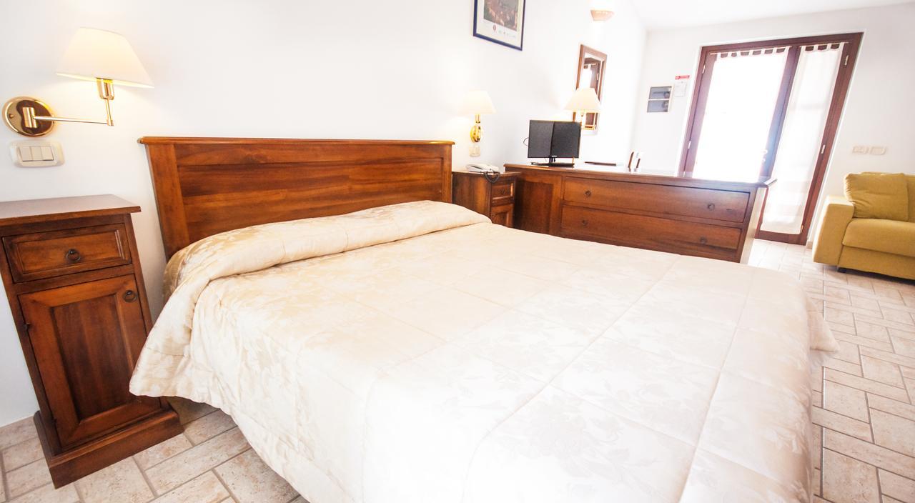 Le Macerine Hotel Castiglione del Lago Kültér fotó