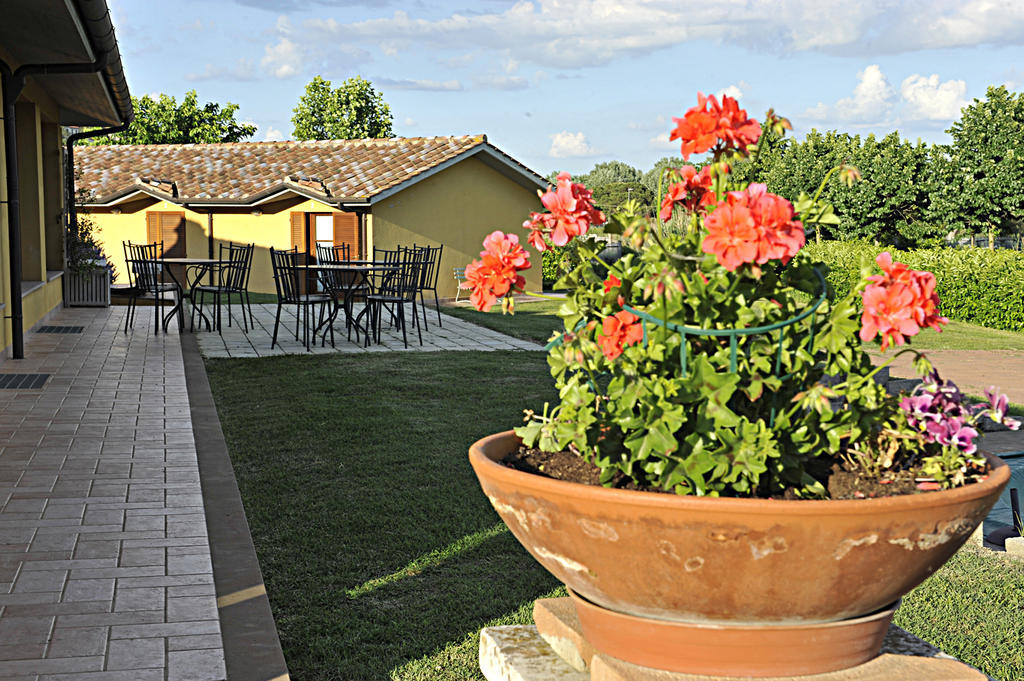 Le Macerine Hotel Castiglione del Lago Kültér fotó